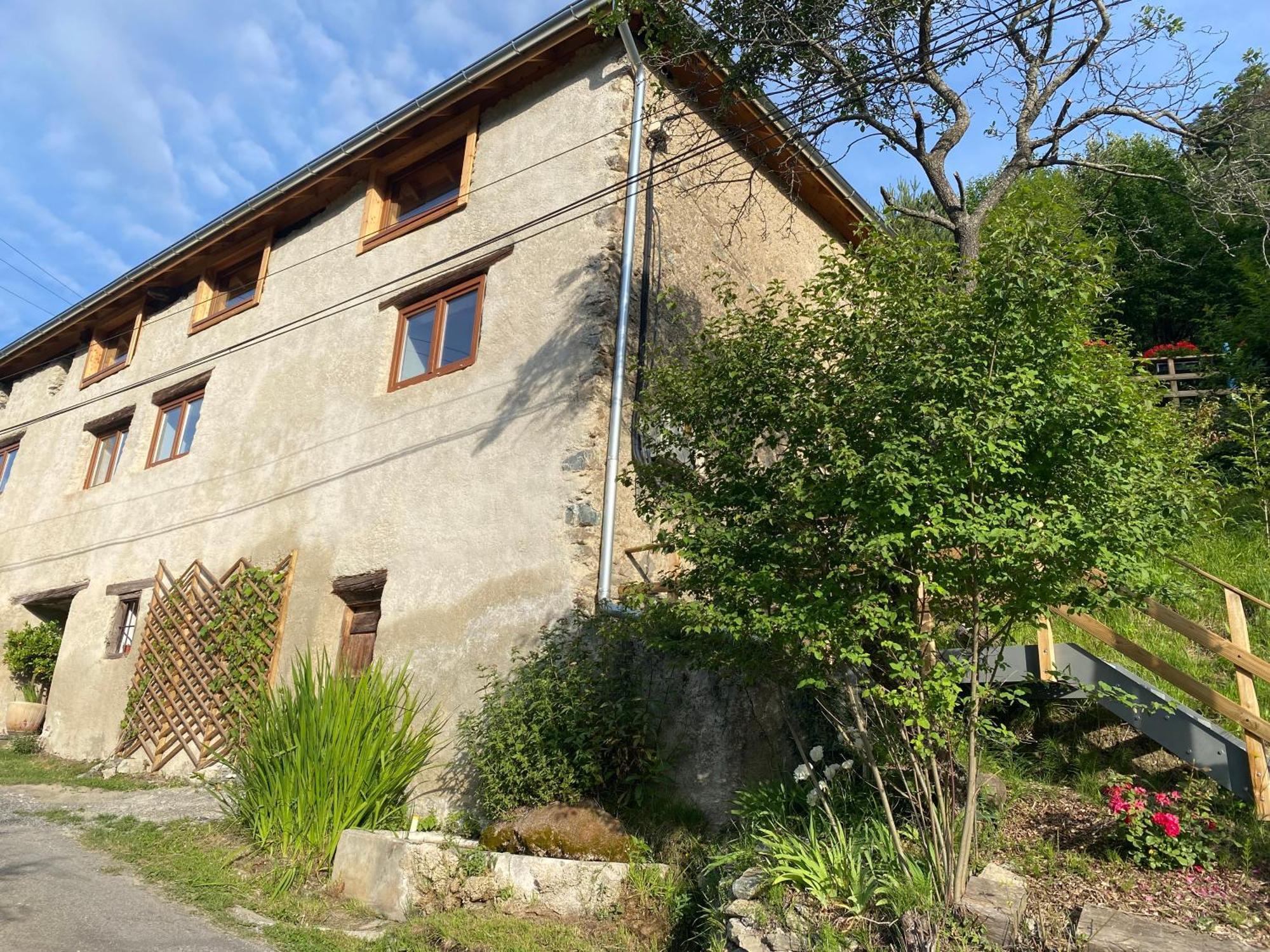 Le Couleau Bed and Breakfast Chateauroux-les-Alpes Εξωτερικό φωτογραφία