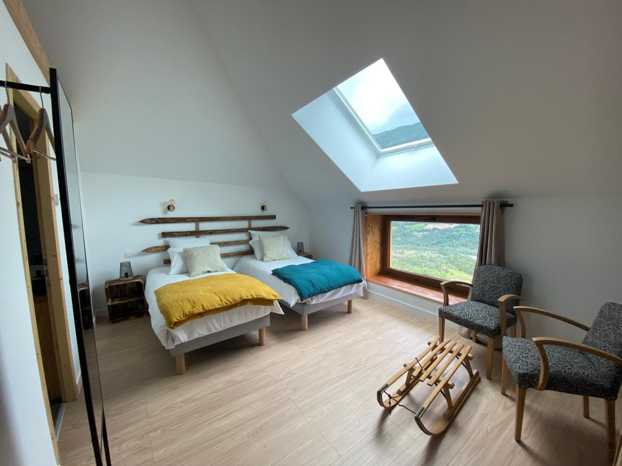 Le Couleau Bed and Breakfast Chateauroux-les-Alpes Εξωτερικό φωτογραφία